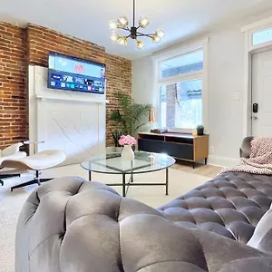 https://the-kingsboro-mt-washington-by-luxe-pgh.hotels-in-pittsburgh.com